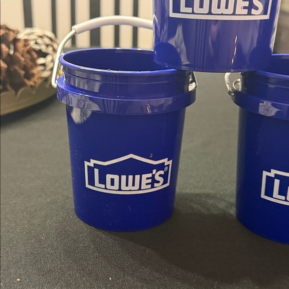 Lowes Mini Bucket ***hot hot hot*** - Picture 2 of 5